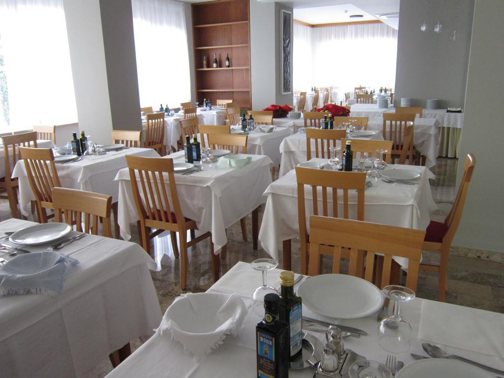Hotel Dolores Cesenatico Kültér fotó