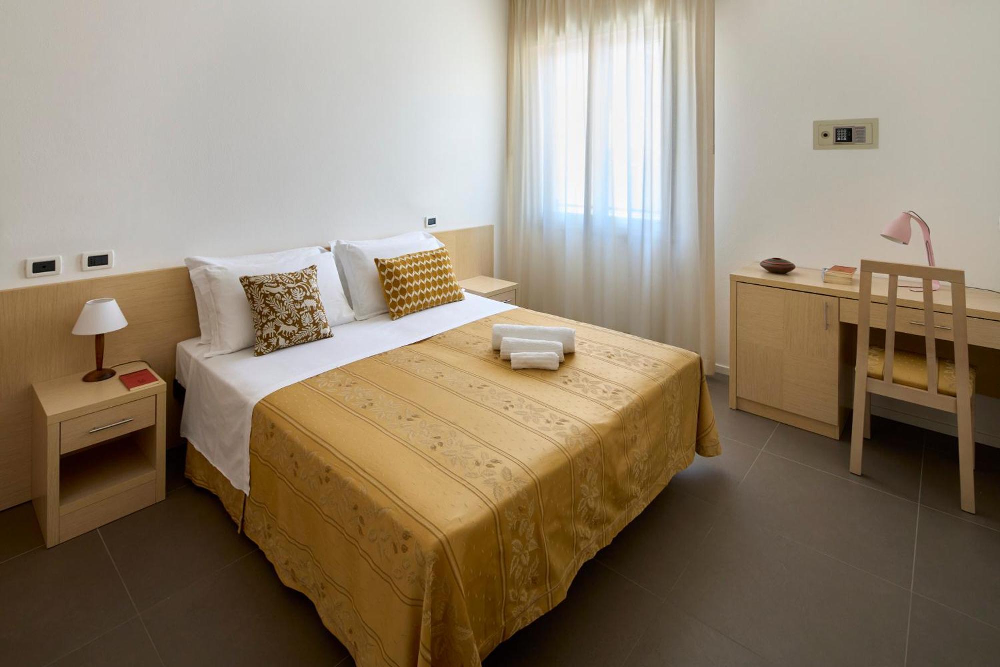 Hotel Dolores Cesenatico Kültér fotó