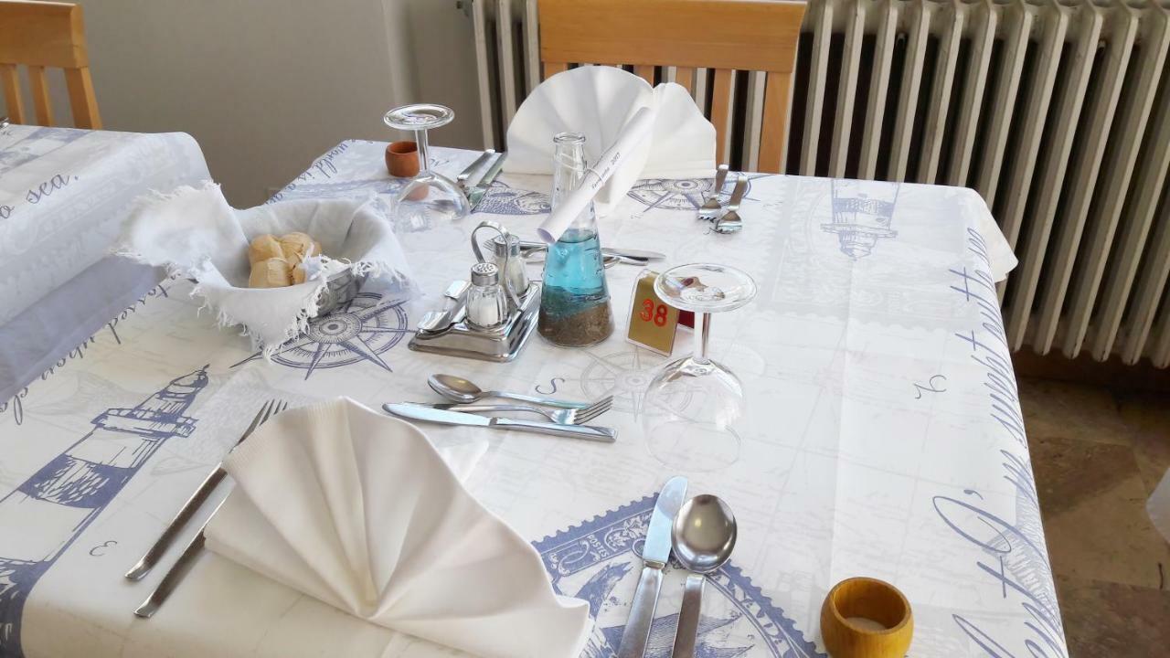 Hotel Dolores Cesenatico Kültér fotó